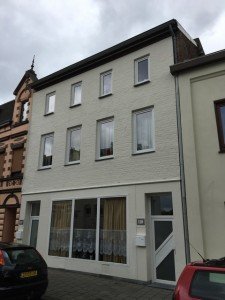 textwerk-buiten-woonhuis