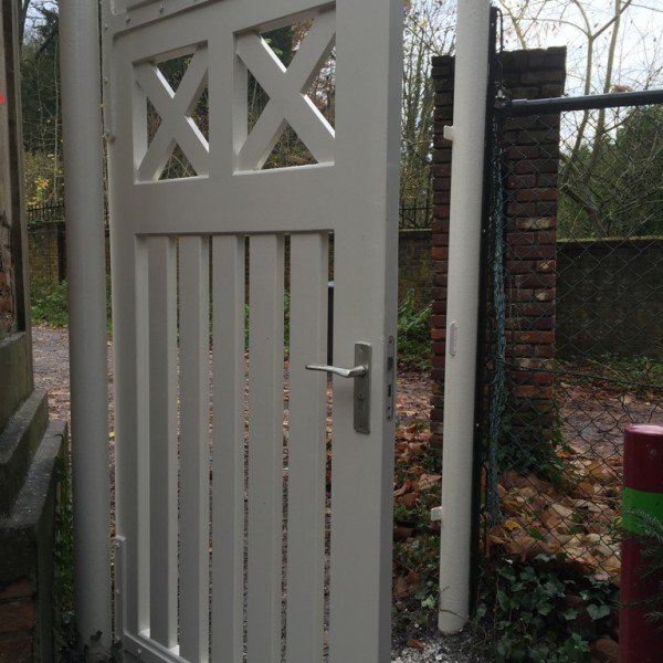 hoofdingang kasteel strijthagen